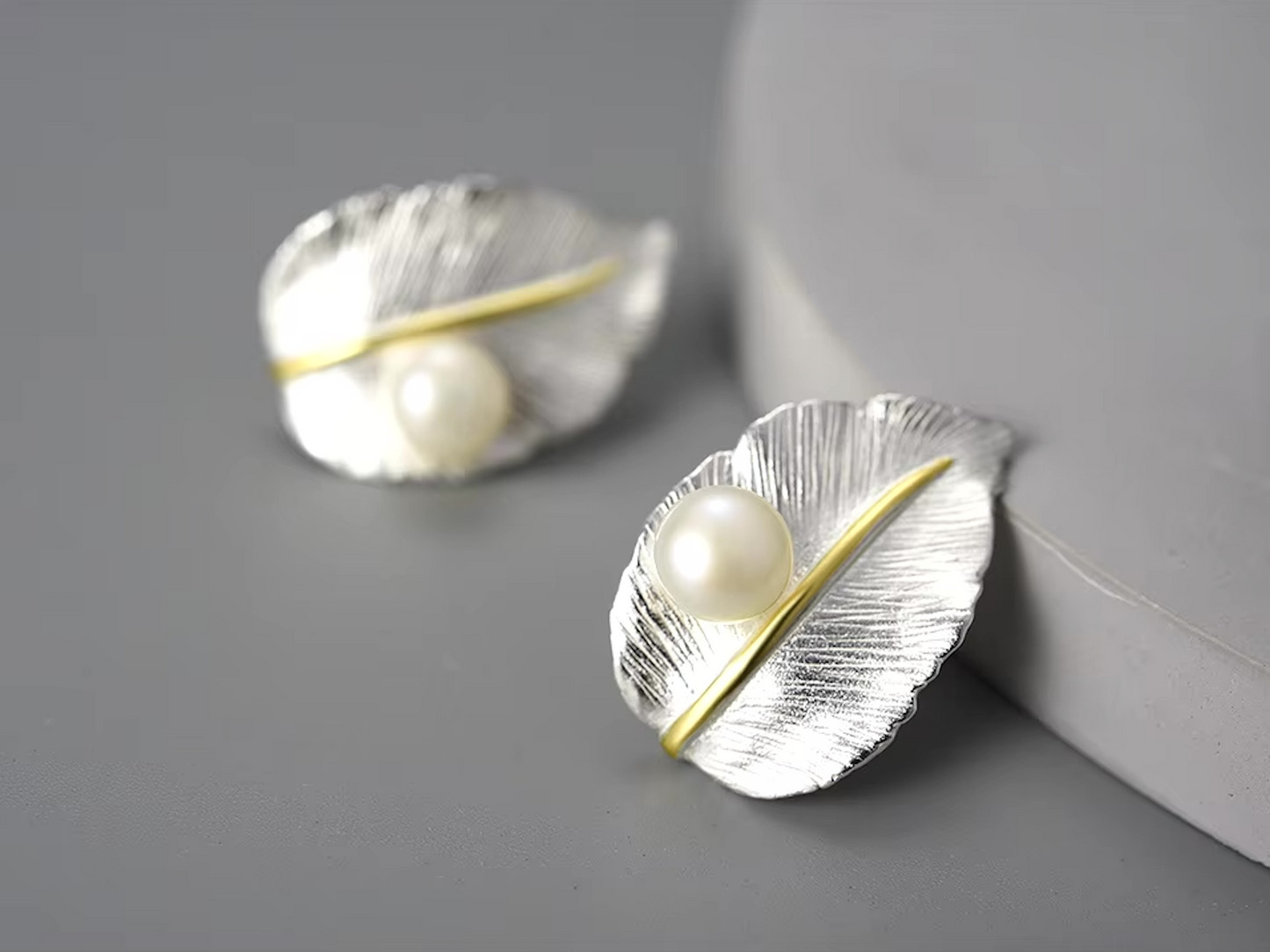 Leaf Natural Pearl Stud Earrings