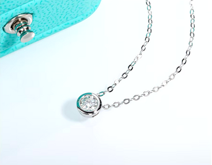 Moissanite Pendant Necklace Round Cut