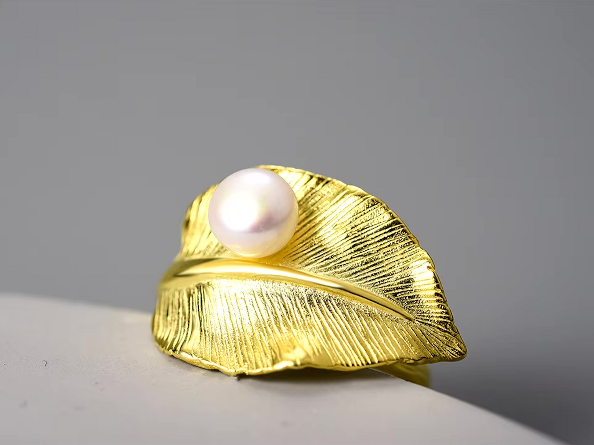 Natural Pearl Leaf Adjustable Ring