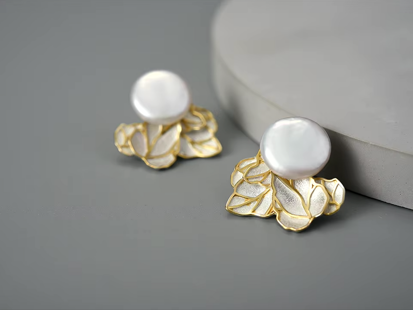 Natural Pearl Leaves Stud Earrings