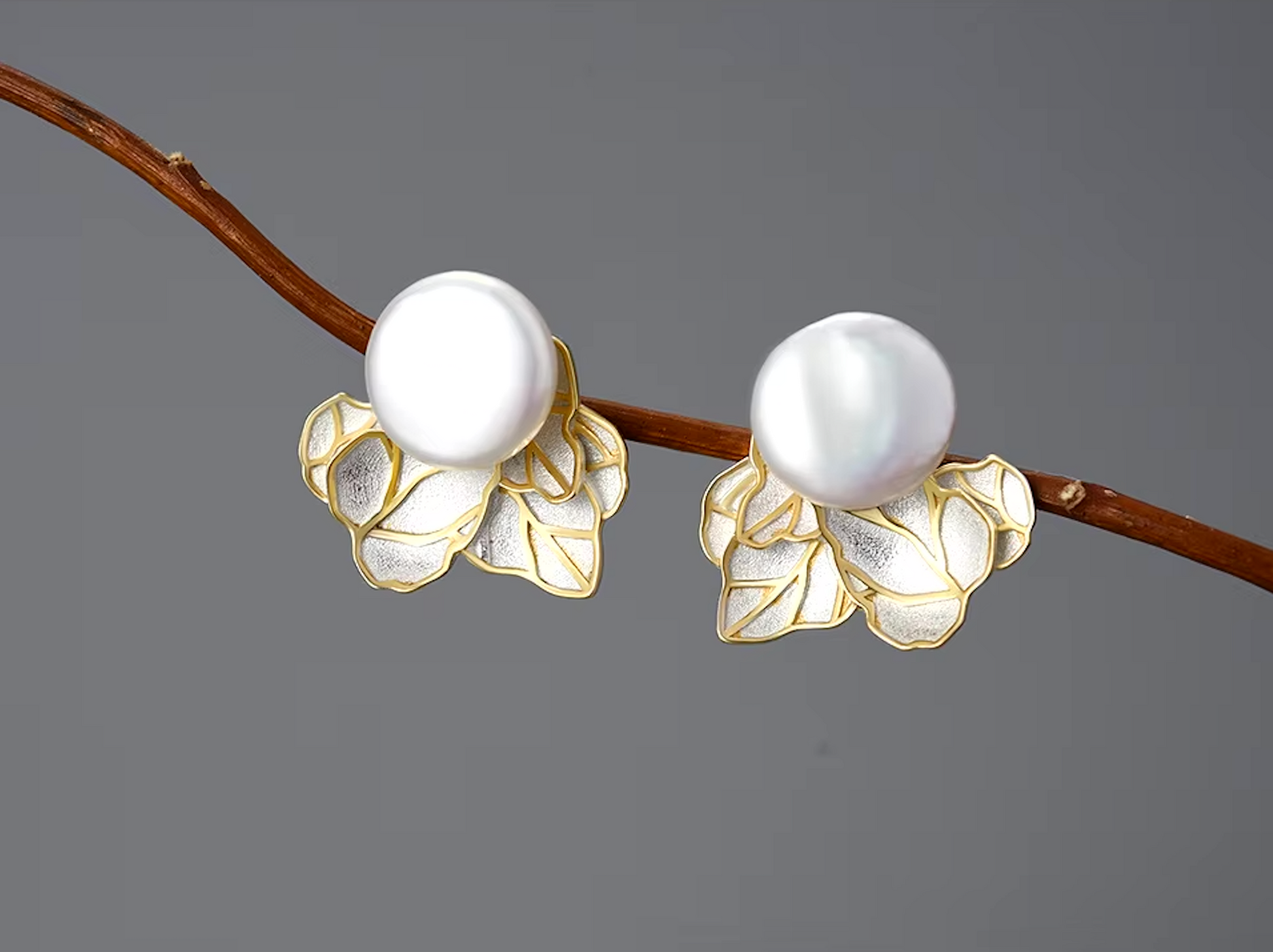 Natural Pearl Leaves Stud Earrings