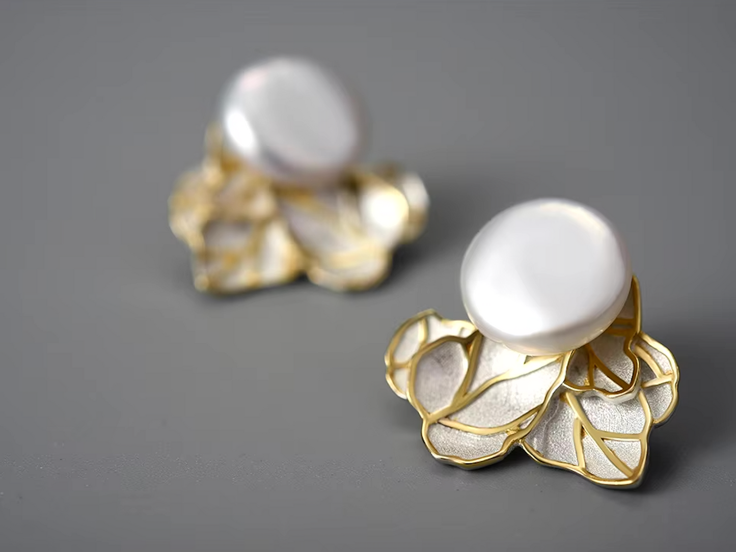 Natural Pearl Leaves Stud Earrings