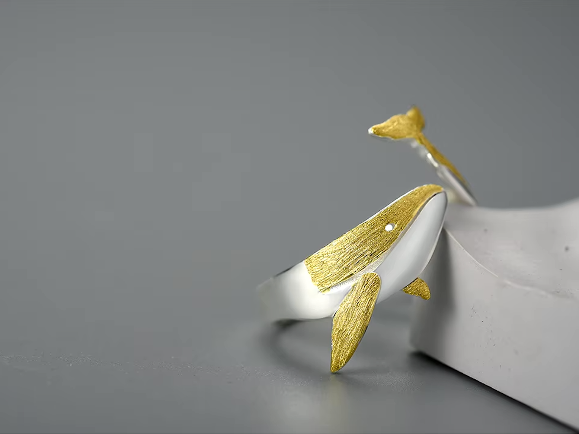 Whale Adjustable Ring